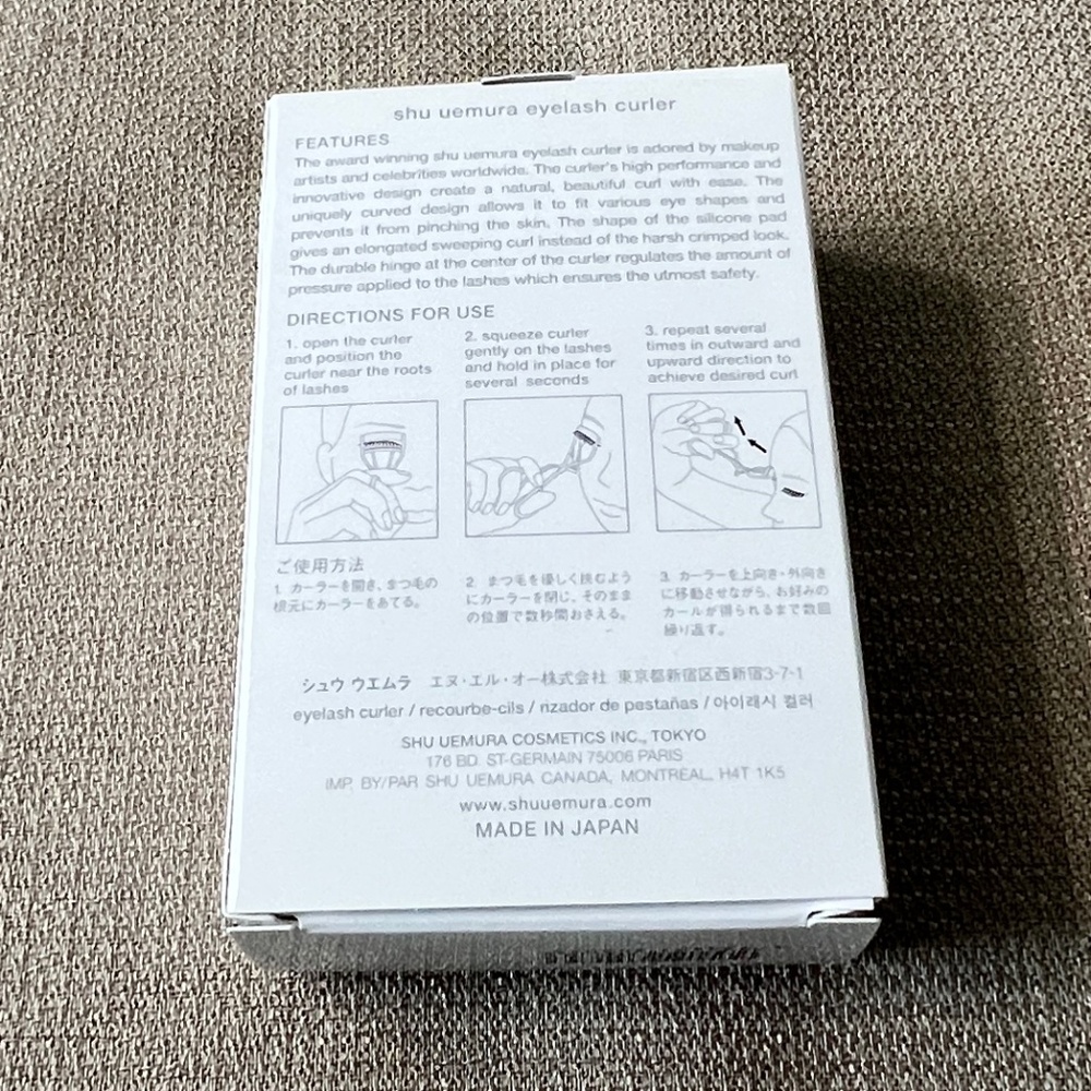 Shu Uemura iconic eyelash curler AND one silicone refill pad NEW in box & SEALED - Picture 2 of 4